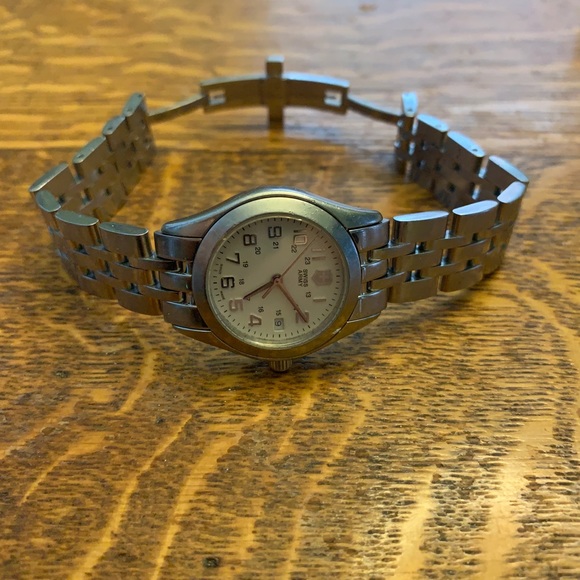 Rare Swiss Army Watch - Picture 4 of 7